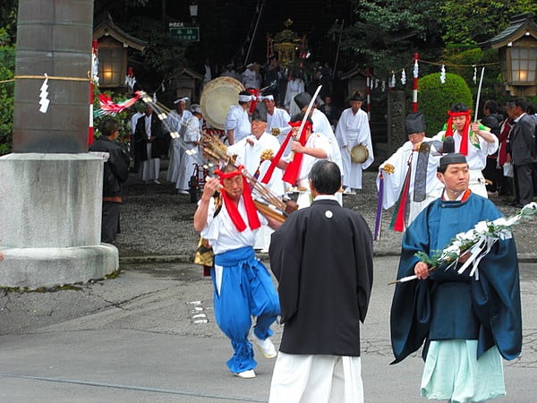 高千穂神社　春祭り　はなまる　宿泊　阿蘇