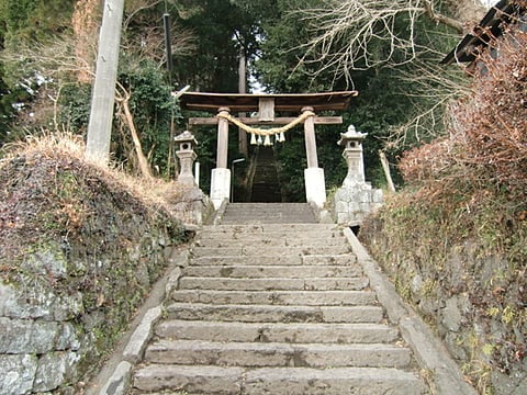 クリックで拡大　熊野鳴滝神社　はなまる　高千穂　貸し別荘